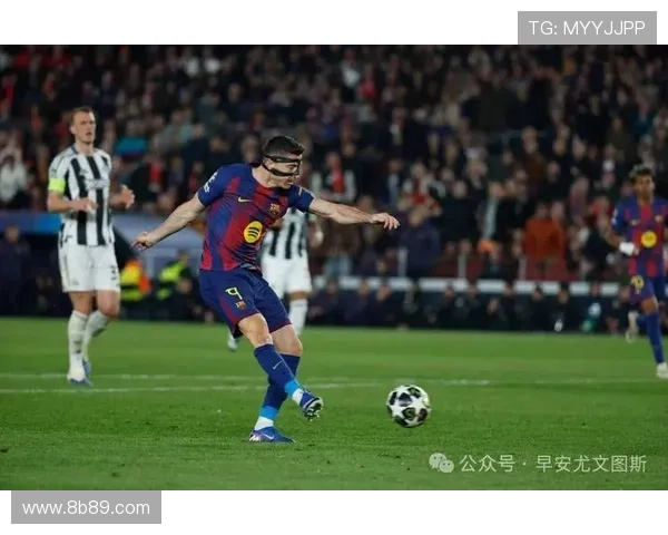 米兰尤文盯37岁莱万降薪加盟